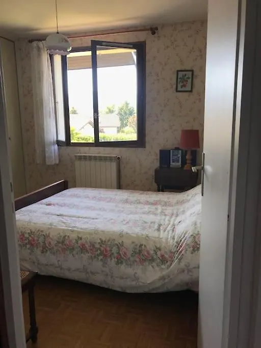 Comme Chez Mamie, Maison Entiere 1-6 Personnes Alby-sur-Cheran Holiday home
